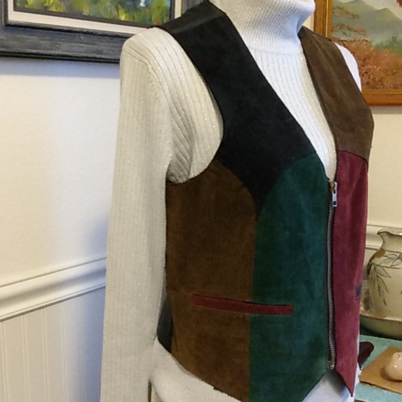LEATHER PATCH VEST - Picture 2 of 4